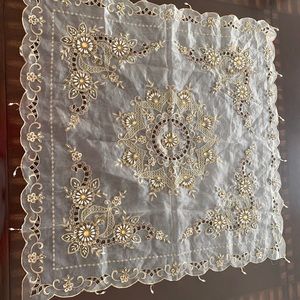 Handmade embroidered and sequin tablecloth set